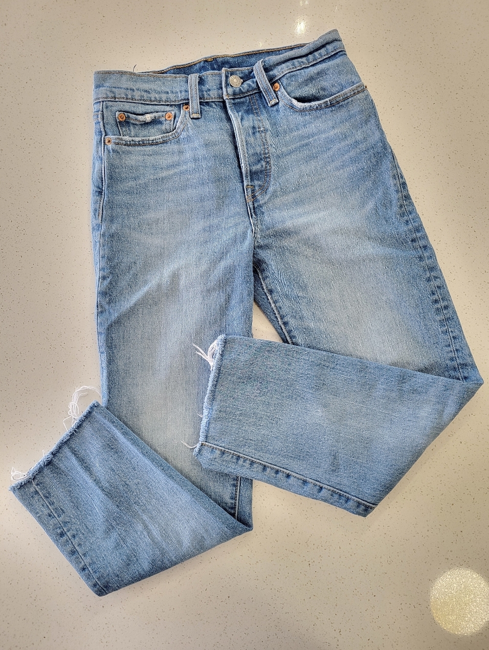 Levi's Wedgie High Rise Crop Jeans | Raw Hem | Size 27